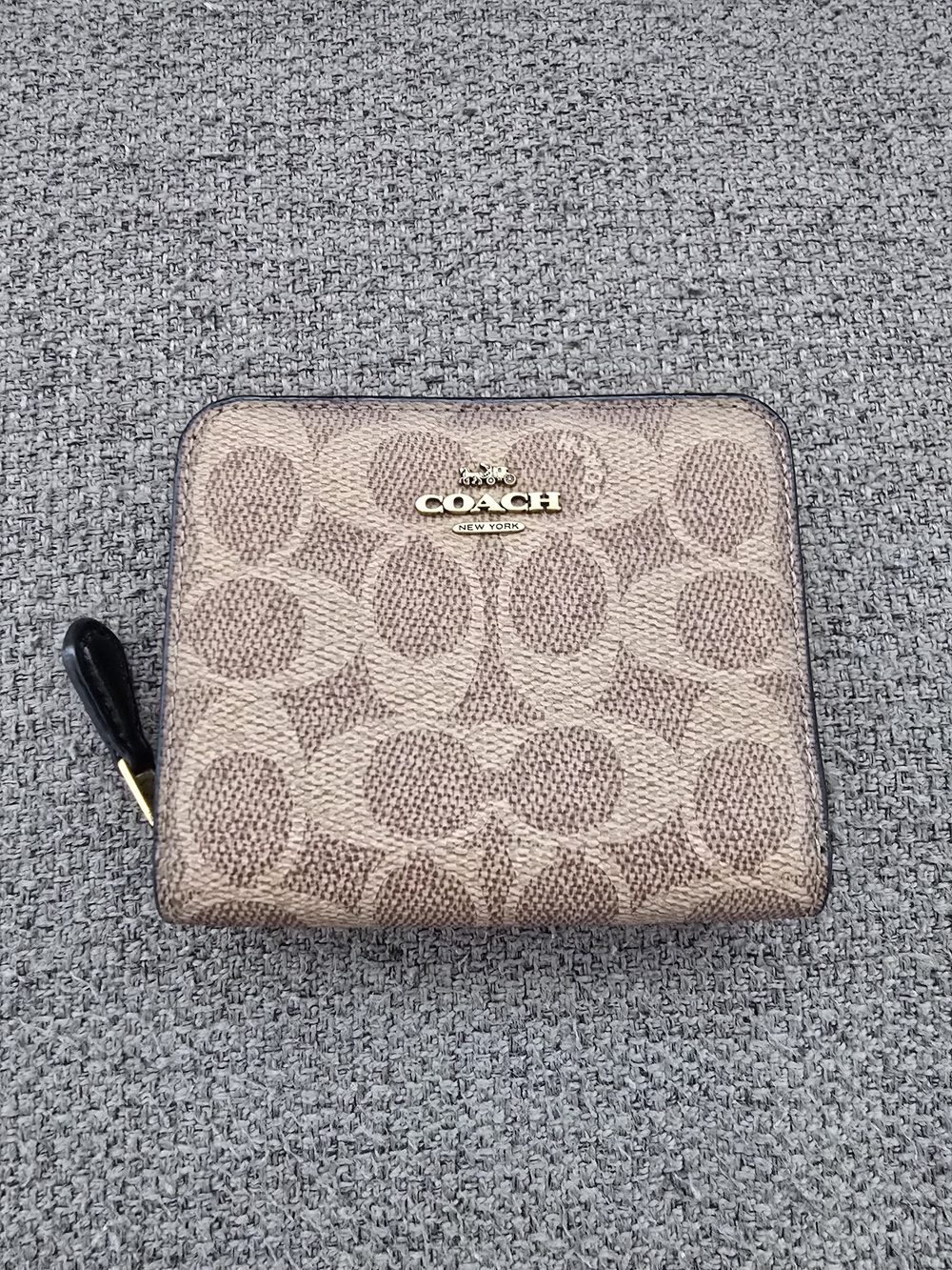 Coach Signature Zip Wallet in Tan and Brown with Gold Logo